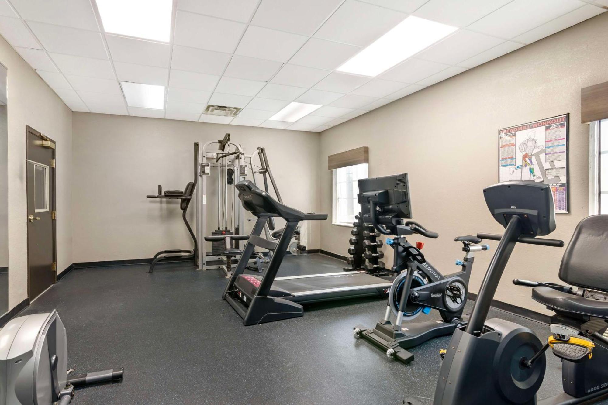 Best Western Plus Savannah Airport Inn&Suites Pooler Bagian luar foto