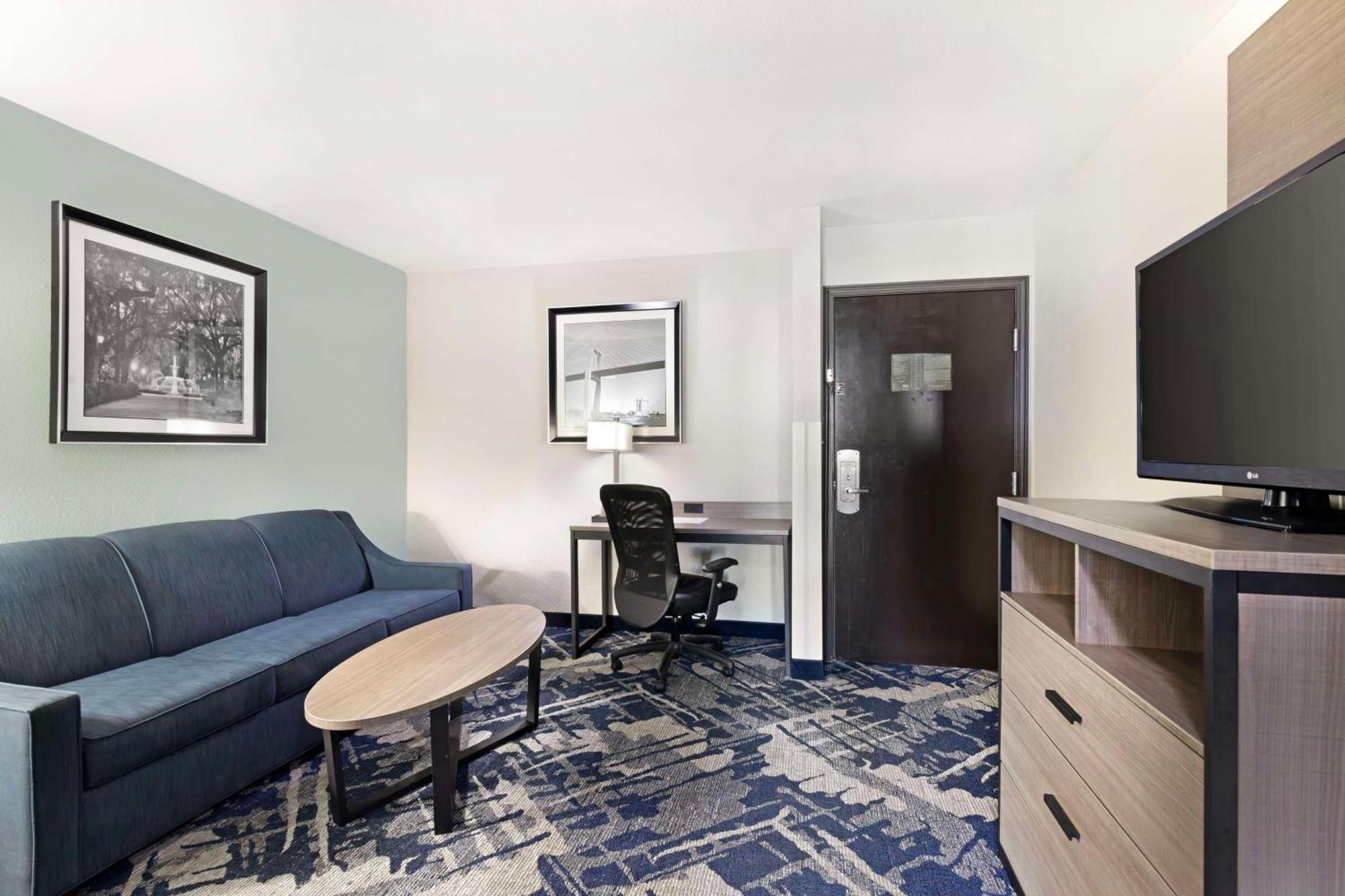 Best Western Plus Savannah Airport Inn&Suites Pooler Bagian luar foto