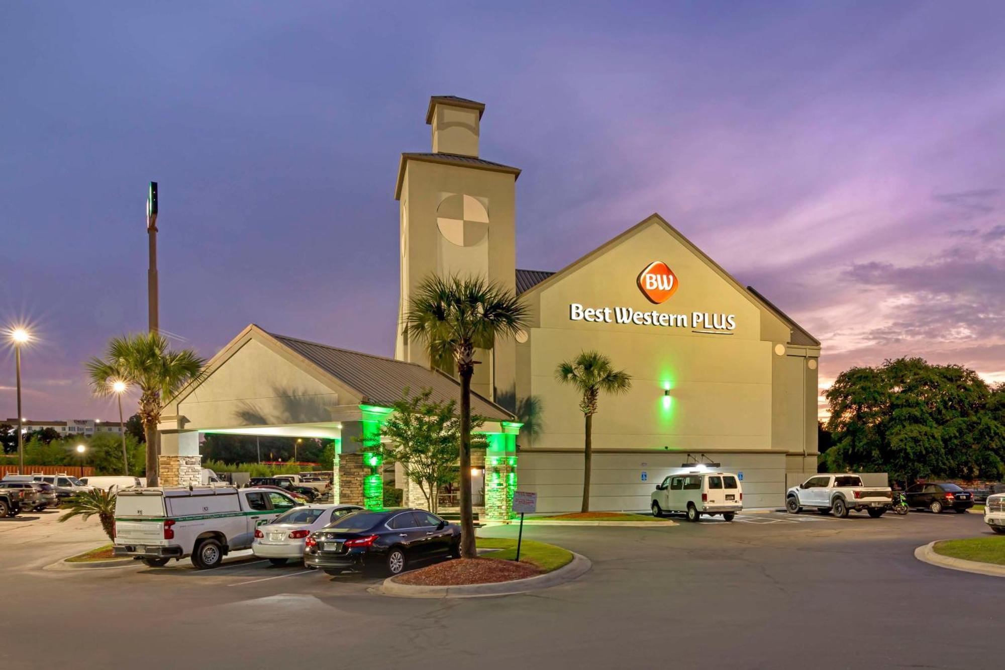 Best Western Plus Savannah Airport Inn&Suites Pooler Bagian luar foto