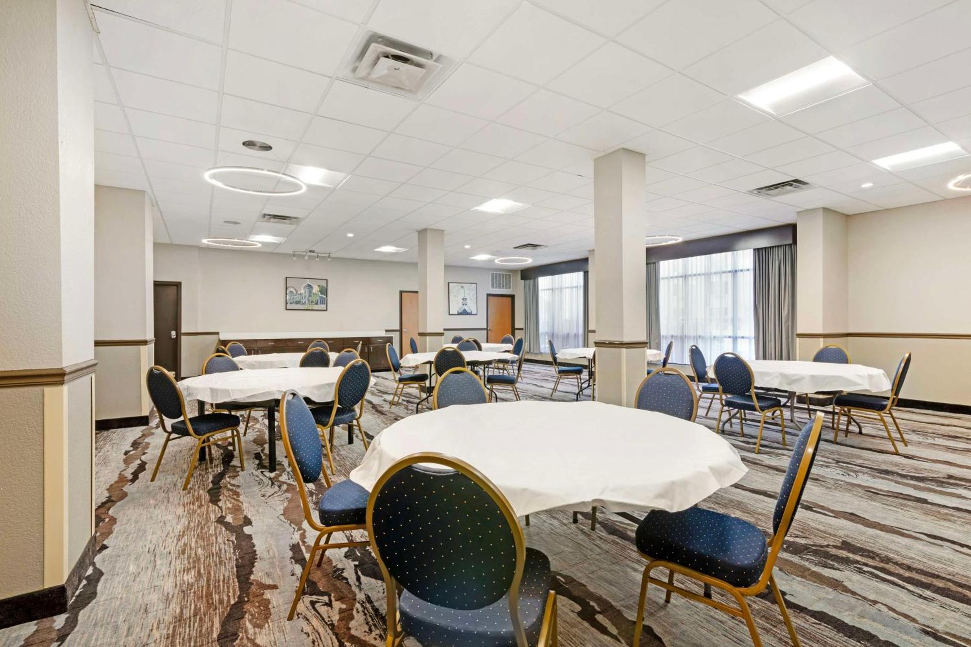 Best Western Plus Savannah Airport Inn&Suites Pooler Bagian luar foto
