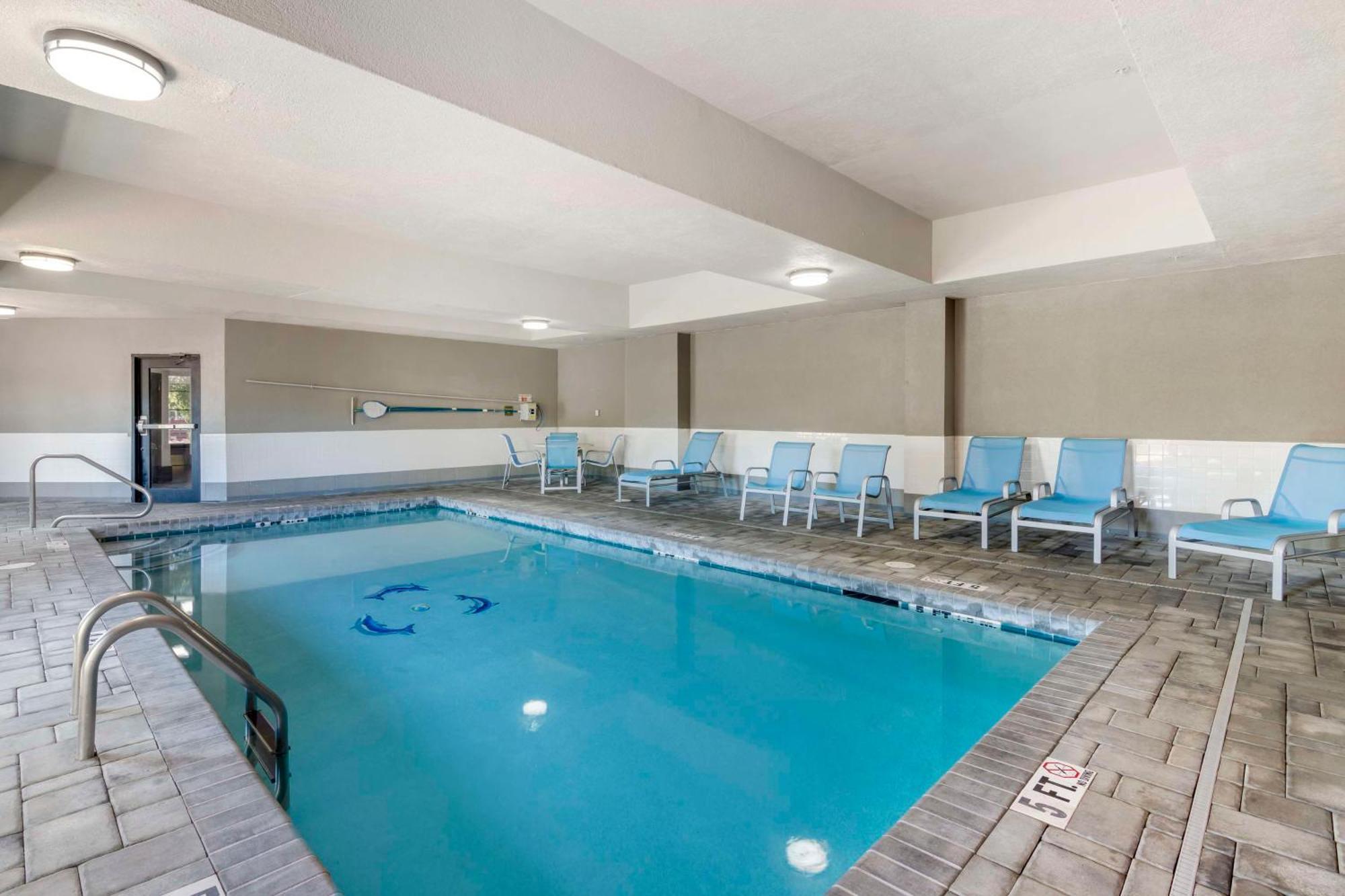 Best Western Plus Savannah Airport Inn&Suites Pooler Bagian luar foto