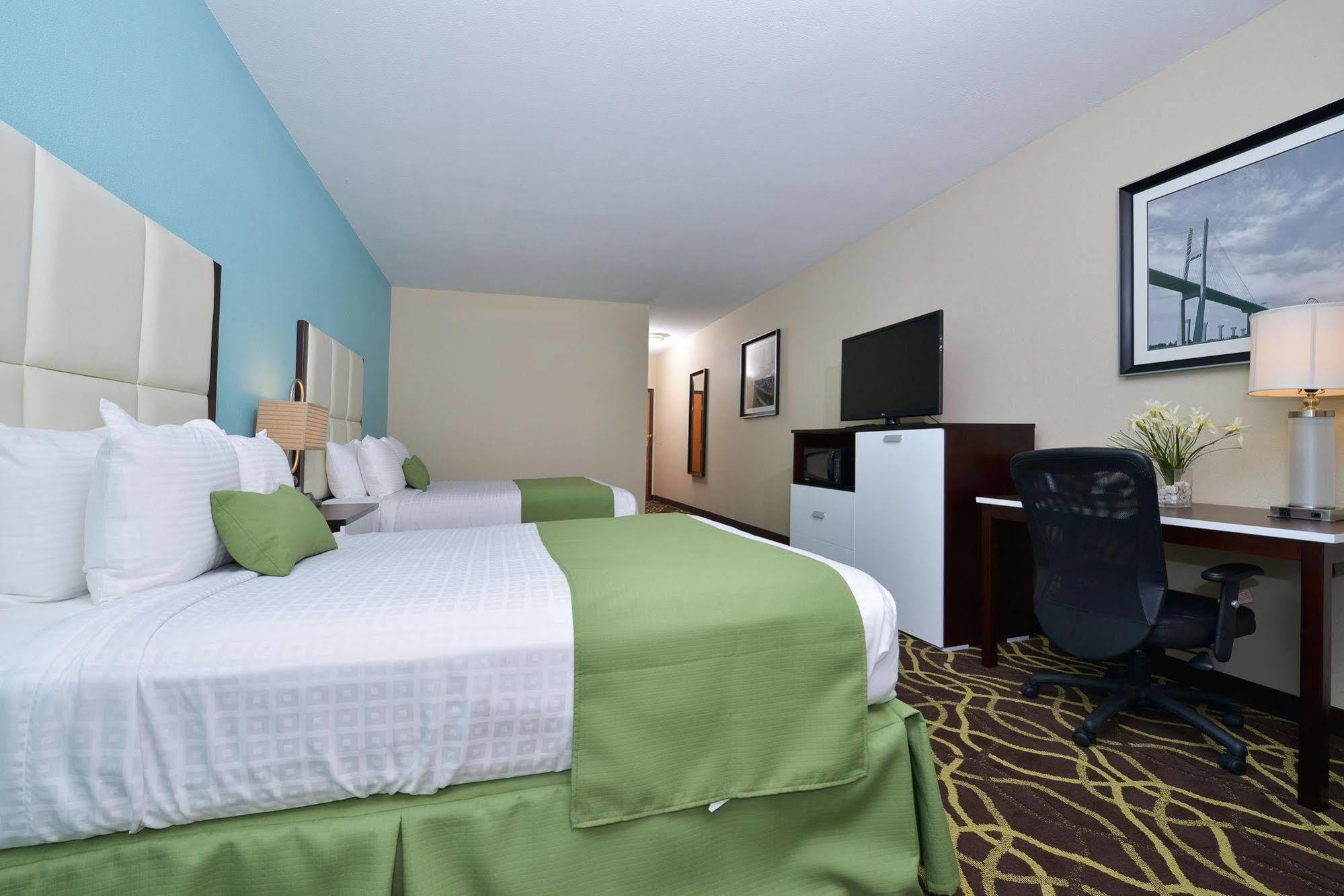 Best Western Plus Savannah Airport Inn&Suites Pooler Bagian luar foto