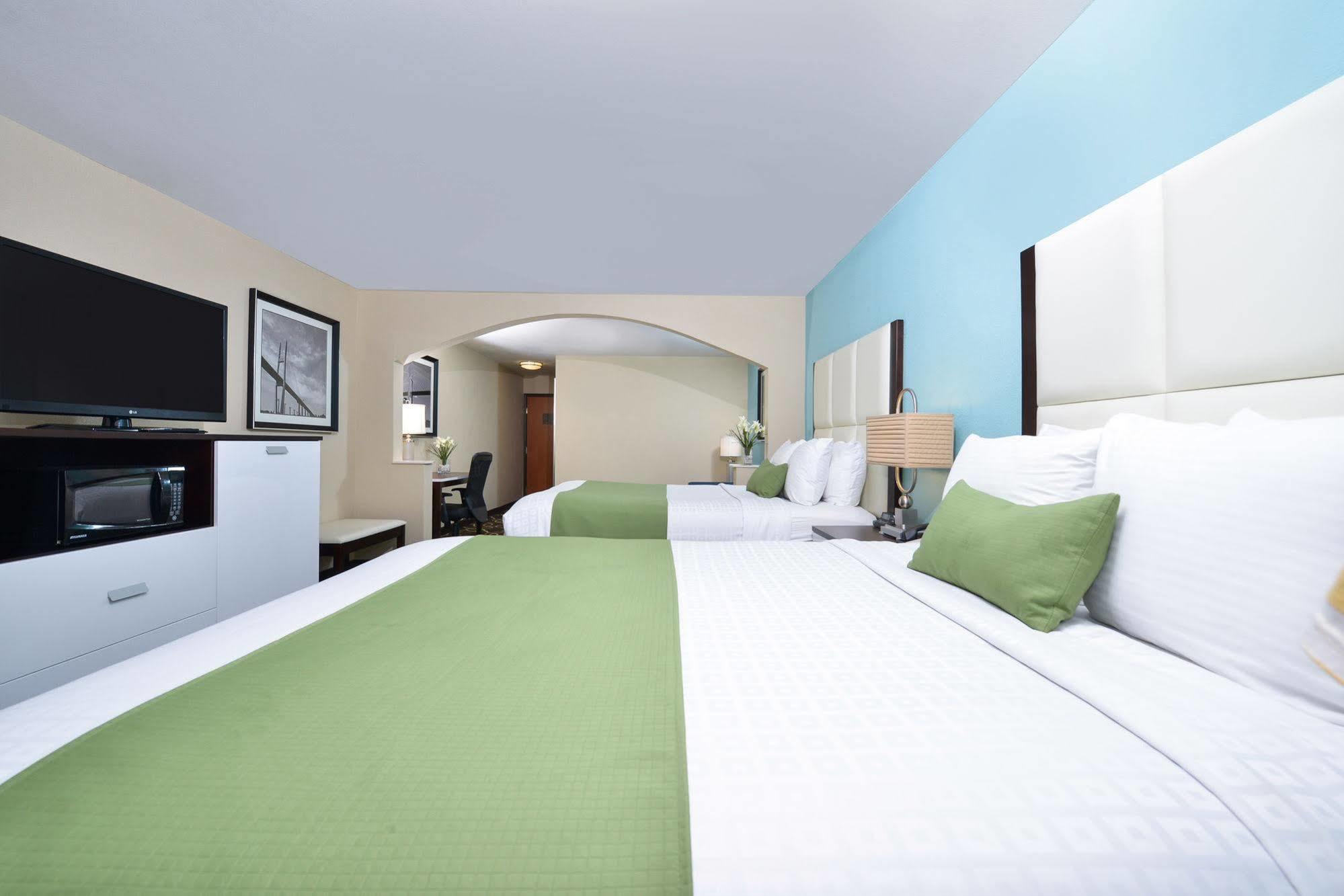 Best Western Plus Savannah Airport Inn&Suites Pooler Bagian luar foto