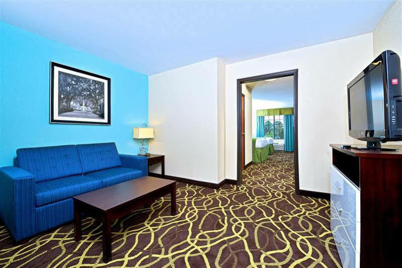 Best Western Plus Savannah Airport Inn&Suites Bagian luar foto